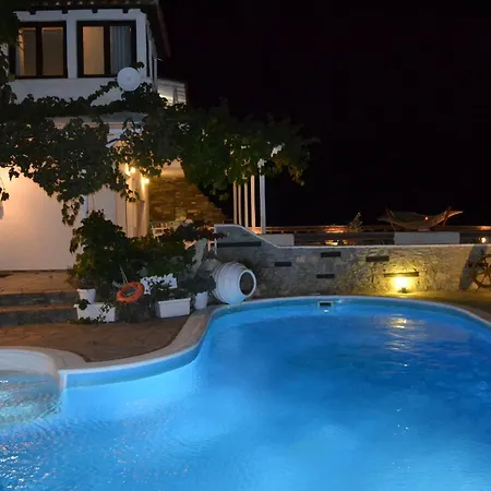 빌라 Erifili Moni Evaggelistrias