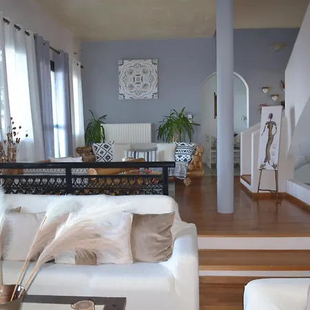 Villa Erifili Moni Evaggelistrias