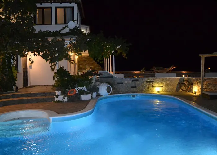 Villa Erifili Moni Evaggelistrias