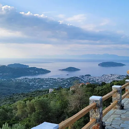 Vilă Erifili Moni Evaggelistrias